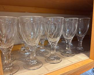 15 count glass set
