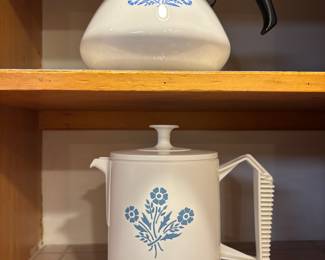 Corningware - Blue cornflower