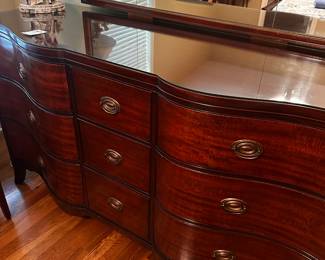 Gorgeous vintage dresser, mirror