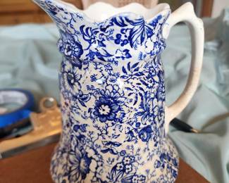 ANTIQUE JAMES KENT ENGLAND BLUE OLD FOLEY PITCHER