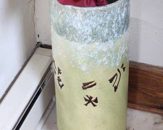 CHINESE UMBRELLA / CANE CYLINDER HOLDER