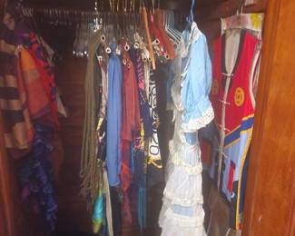 VINTAGE CLOTHING