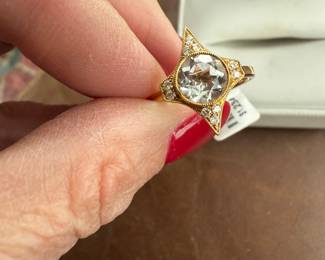 18k white topaz & diamond ring 