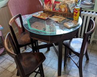 Glass top set, vintage