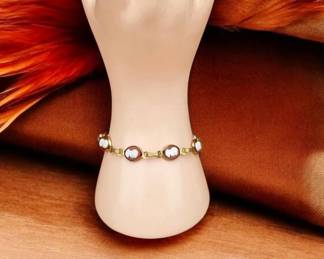 Vintage Cameo Bracelet 