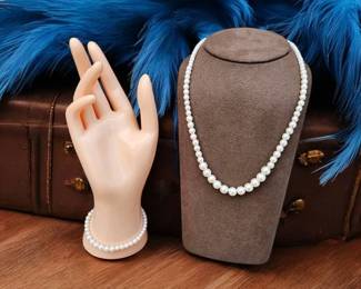 Vintage Pearl Necklace Bracelet Set