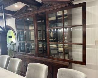 Sliding door, Hutch 8’10” tall x 7’7” long x 1’7” wide 
