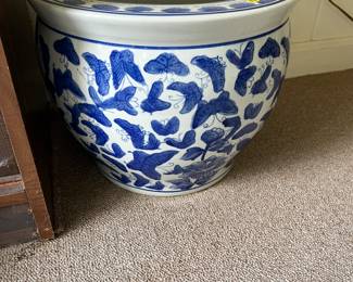 Large blue & white flower pot