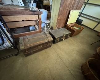 Several nice Old Trunks. 