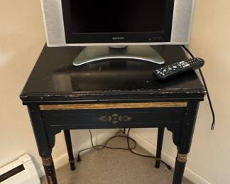 Vintage sewing cabinet 