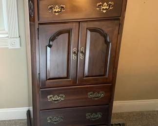 24” L x 17”W x 52” H