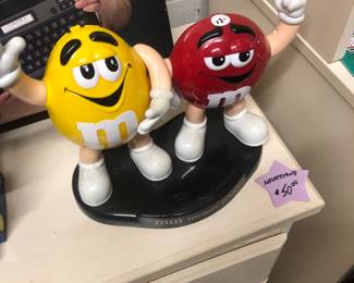 M&M