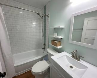 Bathroom decor