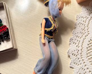 Vintage I dream of Jeannie doll with original outfit