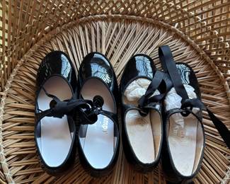 Girls tap shoes