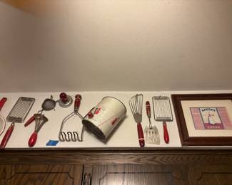 Antique and vintage kitchenware and pictures