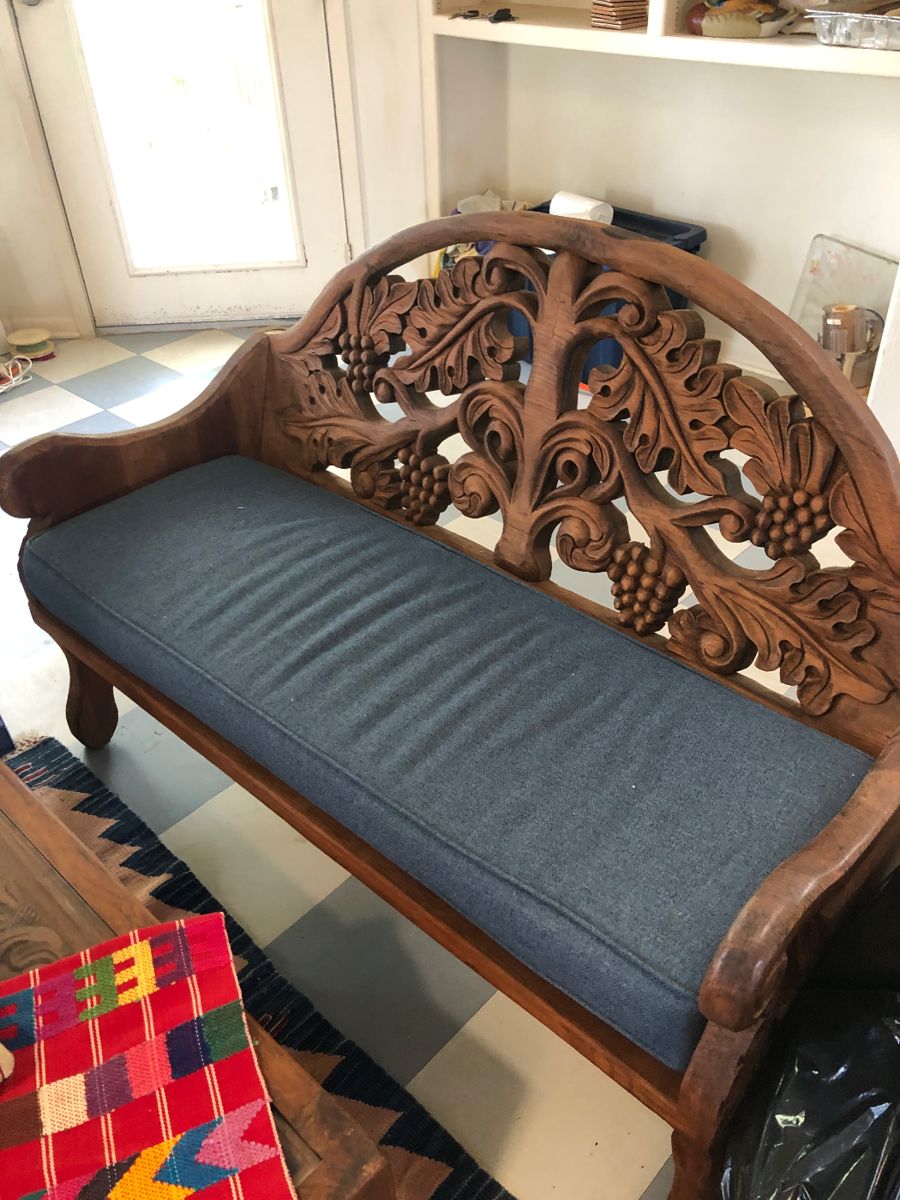 Vintage hand carved wood bench.
Good condition!
Measures 50" across x 22 1/2" deep x 36" tall. Seat height is 14" without cushion, 19" with cushion.
Must be able to move and load yourself.
It is located upstairs but we have an elevator.