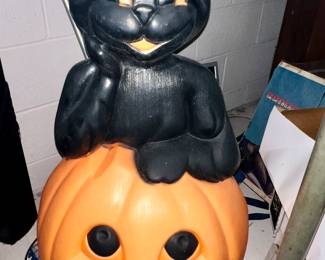 Black cat pumpkin blow mold