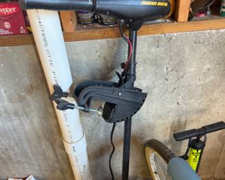 Trolling motor for the canoe. 