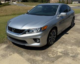 2014 Honda Accord V6 - Highest bidder on Saturday, September 27th at 2pm. Cash. Text 205-567-5211 for add'l information. 