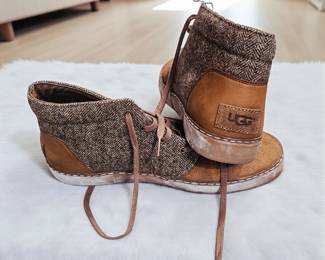 Ugg