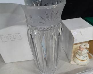 lead crystal vase