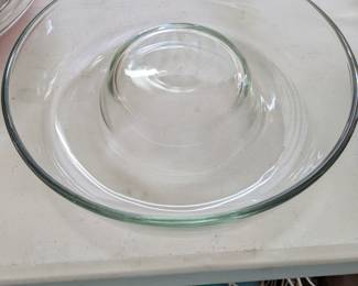 Rare Pyrex Jello mold or  bundt pan