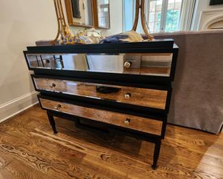 Accent Table