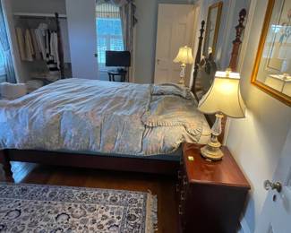 Queen bed