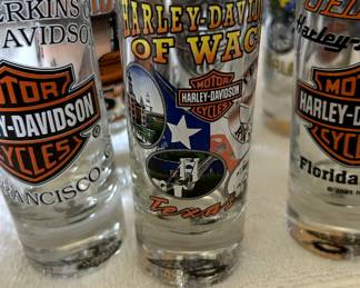 Owner of Frankie's Downtown Bar - huge assortment of authentic & collector's bar supplies.