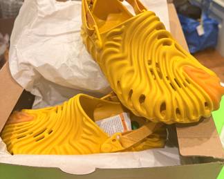 Brand new Salahe Bembury x Crocs 