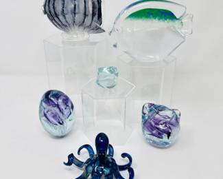 98 6HandBlownArtGlassFiguresSignedFishOctopusPaperweights