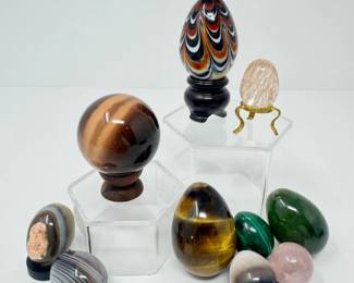 17 10PolishedStoneEggsSpheresTigerEyeMalachiteAgate