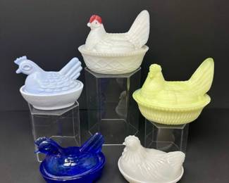 22 WestmorelandMilkGlassHenAssortedHensinCobaltYellowBlue