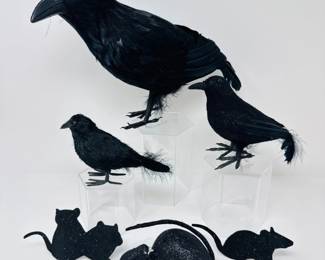 84 CreepyCrawlyHalloweenLotBlackRatsFeatheredCrows