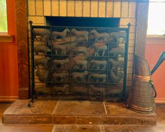 METAL FIREPLACE SCREEN DEPICTING FARM ANIMALS, BRASS ASH POT