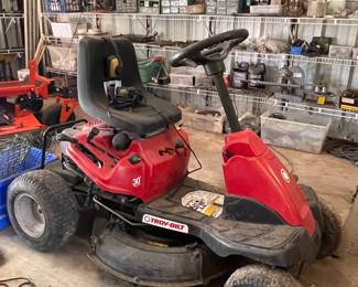 TROY BILT RIDING MOWER