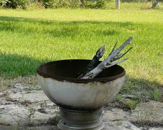 FIRE PIT