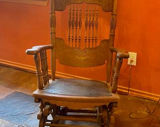 ANTIQUE WOOD GLIDER