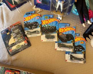 HOT WHEELS IN ORIGINAL PACKAGING , JADA NANO HOLLYWOOD RIDES