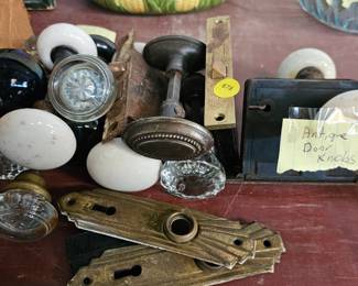 DOORKNOB LOT