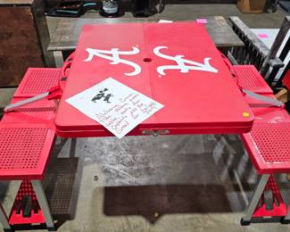 ALABAMA PICNIC TABLE