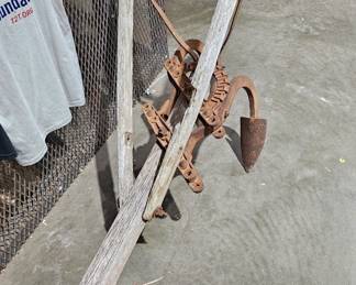 VINTAGE PLOW