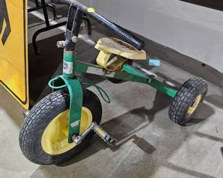 TRICYCLE