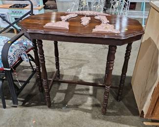 SIDE TABLE