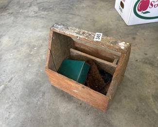 VINTAGE TOOL CRATE