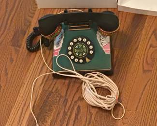 VINTAGE PHONE