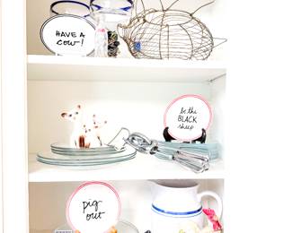 Dishes! Pig Dishes! Salt n Pepper Shakers!