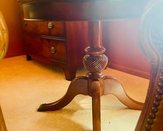 Thomasville table