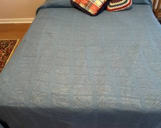 Queen bed with no frame.